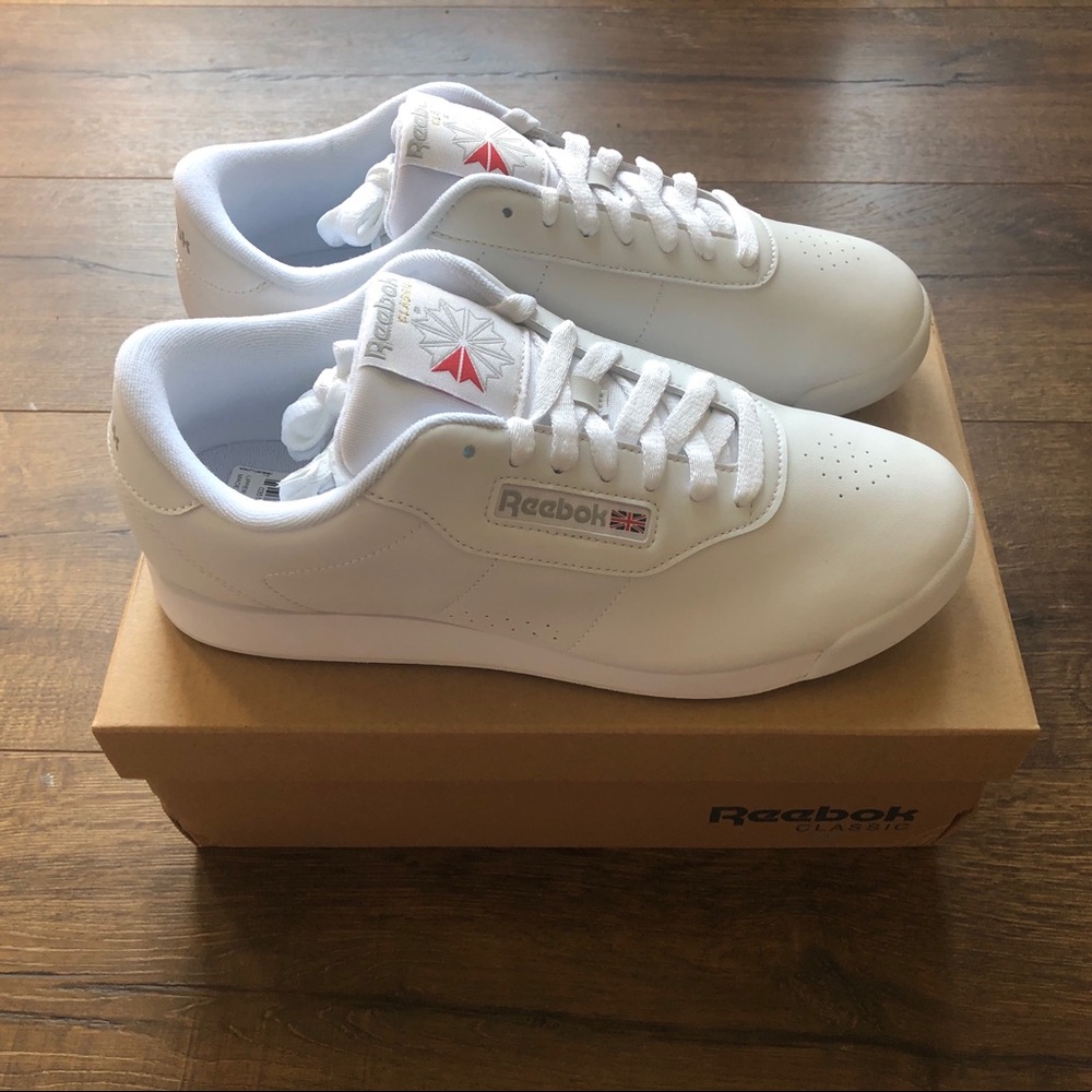 Reebok Princess Shoes 9 Wide New in Box